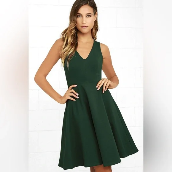 Lulus Dresses Lulus Hello World Dark Green Midi Dress Size